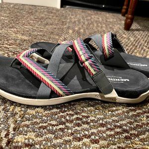 Merrell memory foam sandals size 9